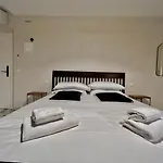 Farini Wi-fi 3*