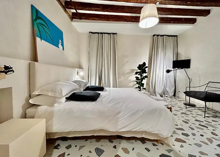 Farini Wi-fi 3* Βενετία